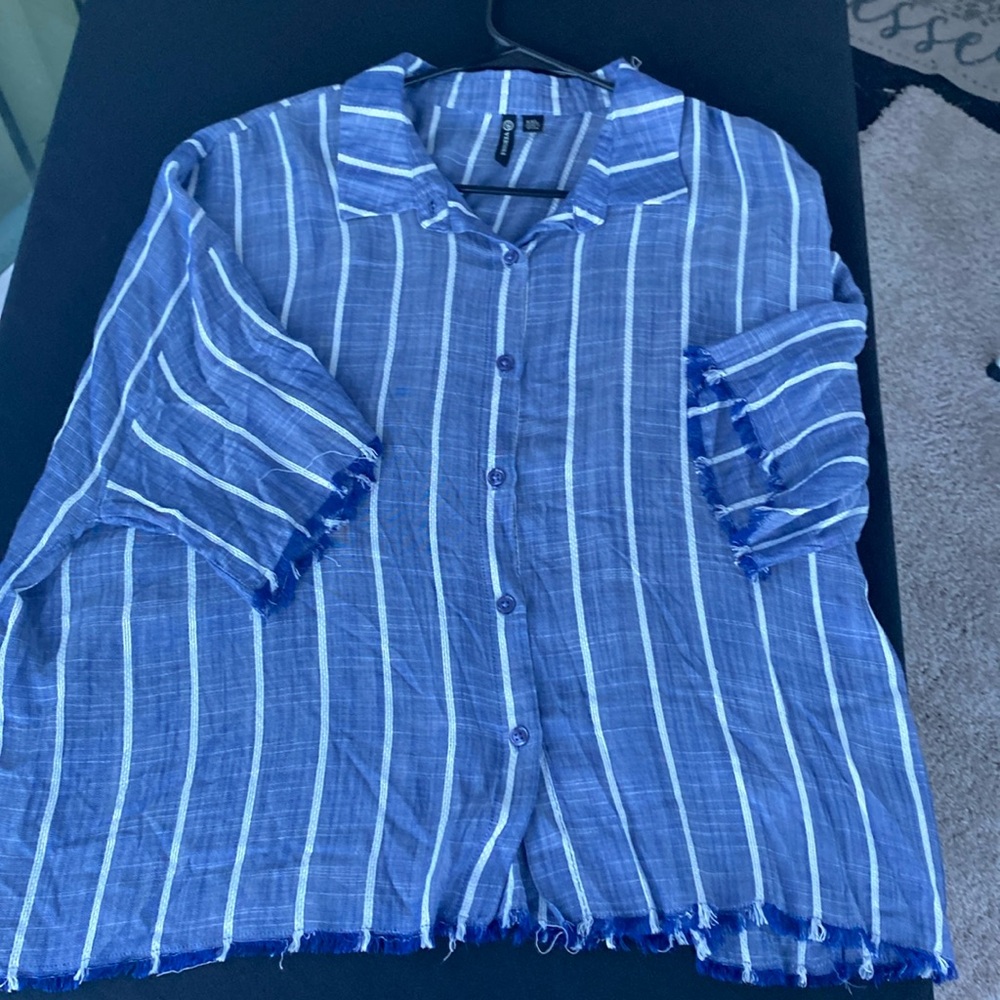XXL, blue with white stripes